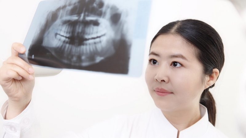 美白牙膏，真的能刷白牙齿吗？**